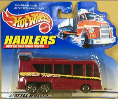 Modern Bus Hauler