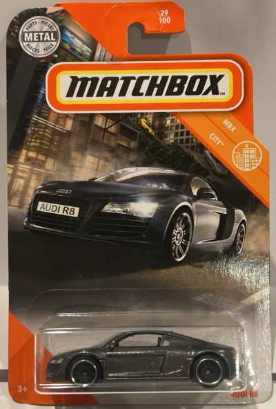 Audi R8