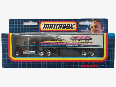 Kenworth Aerodyne & Articulated Trailer Box Truck