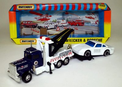 Peterbilt Wrecker & Porsche 959