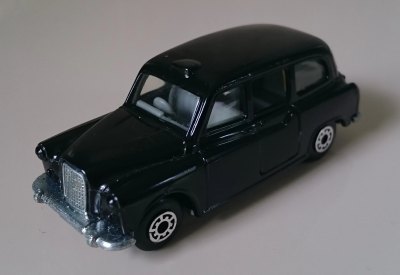 Carbodies Taxi FX4R
