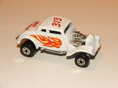 33 Willys Street Rod