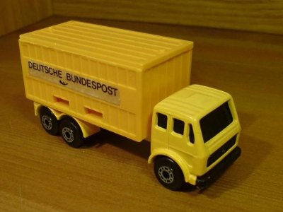 Mercedes Container Truck
