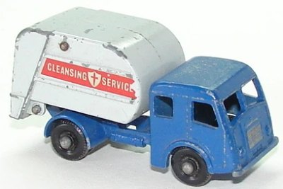 Tippax Refuse Collector