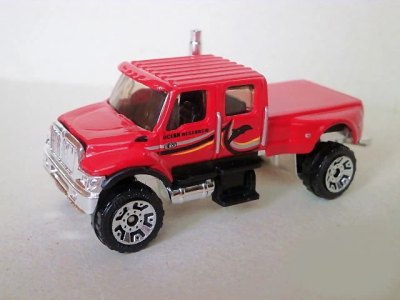 International CXT