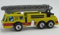 Oshkosh Extending-Ladder Fire Engine