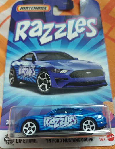 19 Ford Mustang Coupe