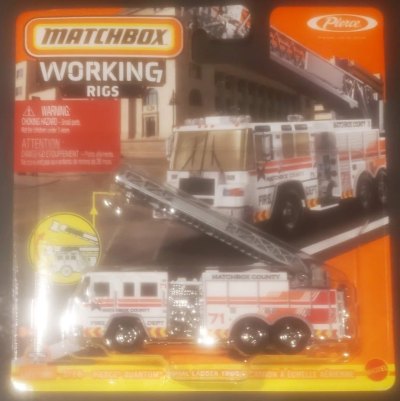 Pierce Quantum Aerial Ladder
