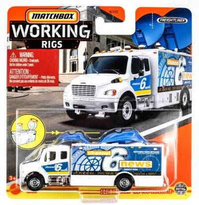 Freightliner M2 106 Satellite