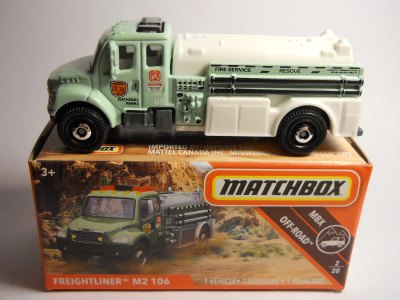 Freightliner M2 106