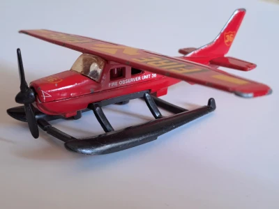 Cessna 210 Float Plane