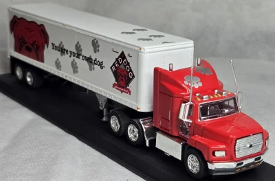 Red Dog Ford Aeromax