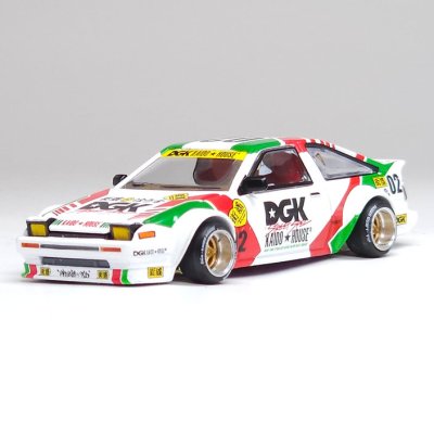 Toyota AE86 Sprinter Trueno V1 DGK Exclusive