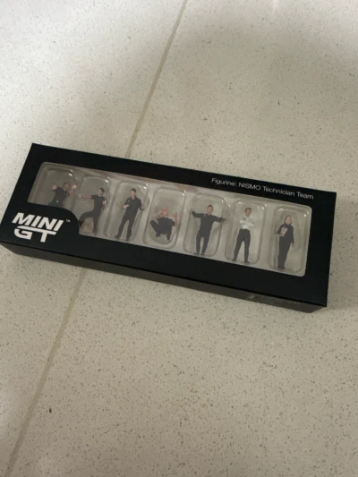 Figurine: NISMO Technician Team