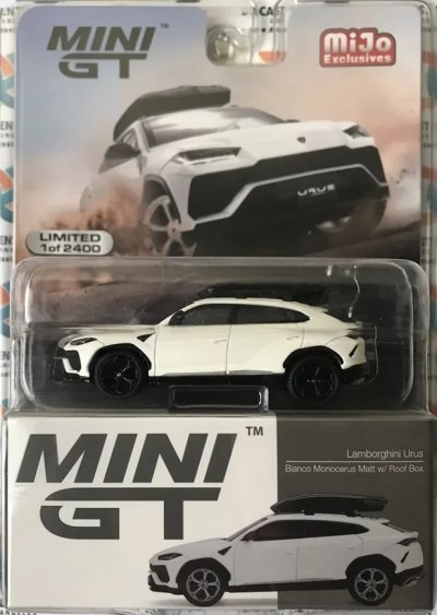 Lamborghini Urus Bianco Monocerus Matt w/ Roof Box