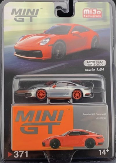 Porsche 911 (992) Carrera 4S Lava Orange