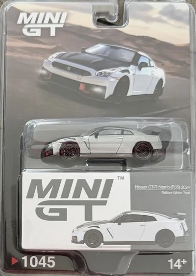 Nissan GT-R Nismo 2024 Brilliant White Pearl