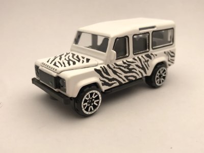 Land Rover Defender 110