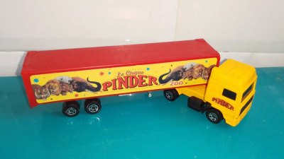 Volvo F16 Semi Container