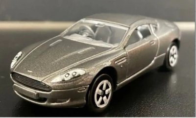 Aston Martin DB9