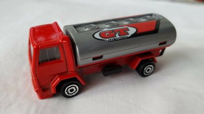 Ford Cargo Tanker
