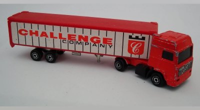 Volvo F16 Semi Container