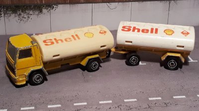 Ford Cargo Tanker