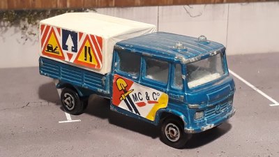 Mercedes TraX Publics