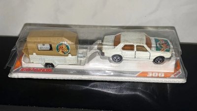 BMW 733