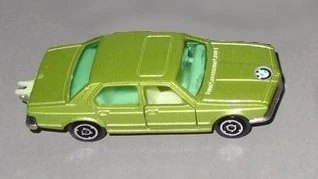 BMW 733