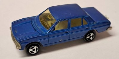 Peugeot 604