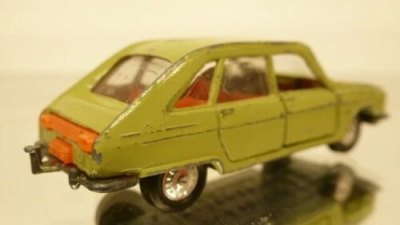 Renault 16