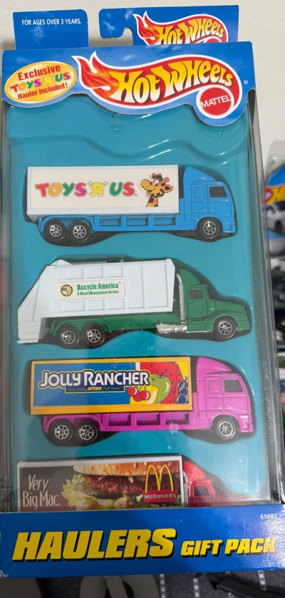 Toys 'R Us Haulers Gift Pack