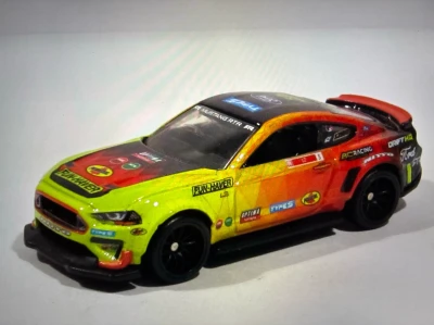 18 Ford Mustang RTR Spec 5