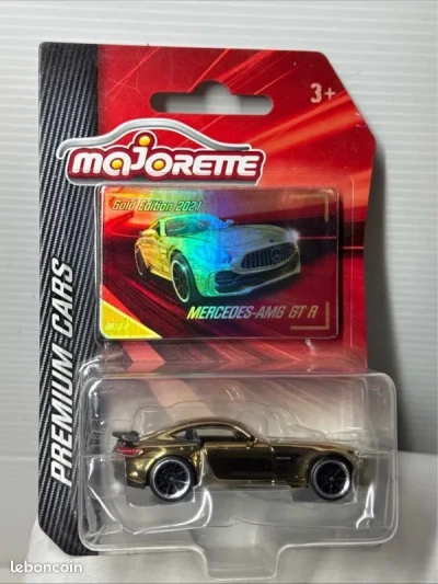 Mercedes-AMG GT-R