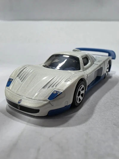 2004 Maserati MC12