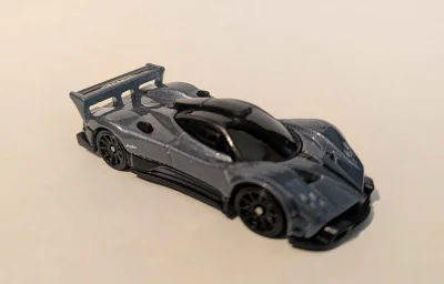 Pagani Zonda R