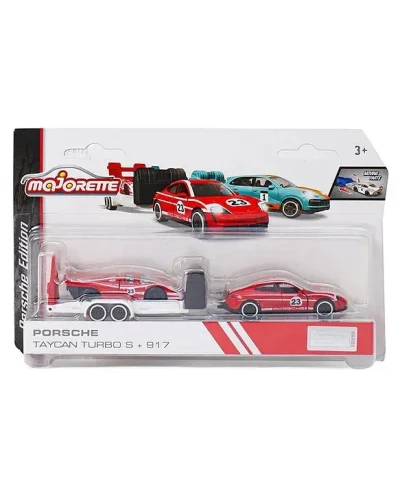 Porsche Taycan Turbo S + Porsche 917