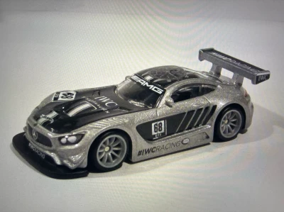 16 Mercedes-AMG GT3