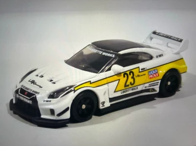 LB-Silhouette WORKS GT Nissan 35GT-RR VER.2