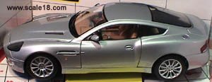 Aston Martin V12 Vanquish