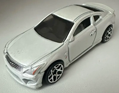 Infiniti G37