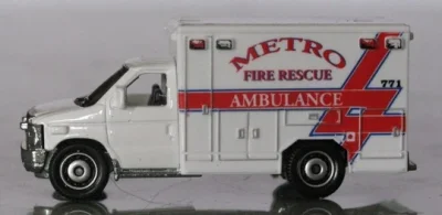 Ford E-350 Ambulance
