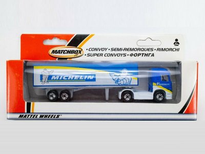 Mercedes-Benz Actros 1857 Box Truck Michelin