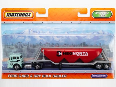 Ford C-900 & Dry Bulk Hauler