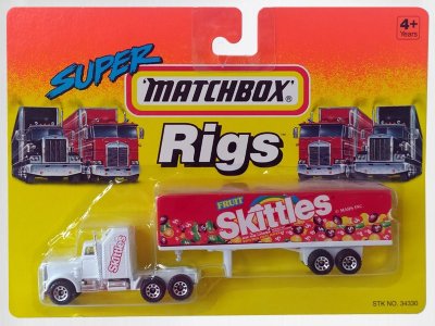Kenworth Aerodyne & Articulated Trailer Box Skittles