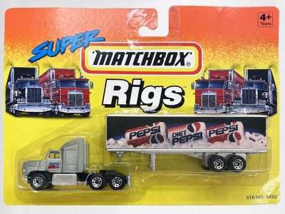Ford Aeromax Box Truck
