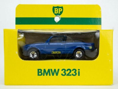 BMW 323i