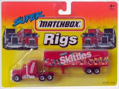 Kenworth Aerodyne & Articulated Trailer Box Skittles
