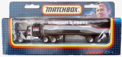 Kenworth Aerodyne & Articulated Trailer Box Midnight Xpress